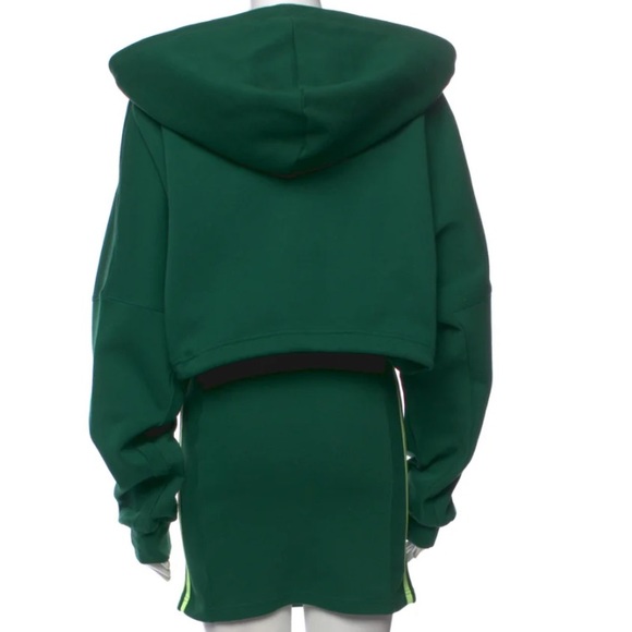 🐝 IVY PARK ADIDAS GREEN HOODED CUT OUT DRESS 🐝 - Picture 3 of 6